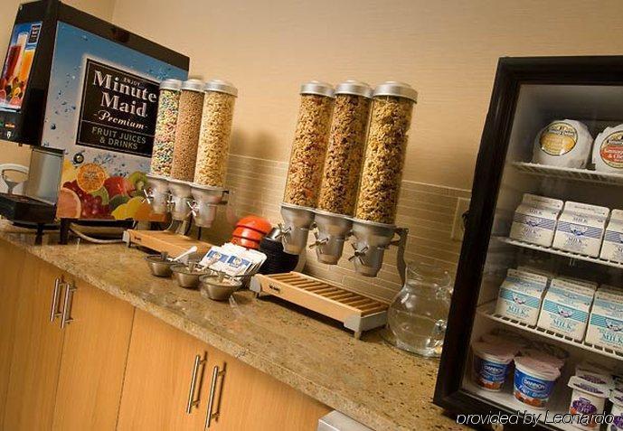 Towneplace Suites By Marriott Lexington Park Patuxent River Naval Air Station Restaurant bilde